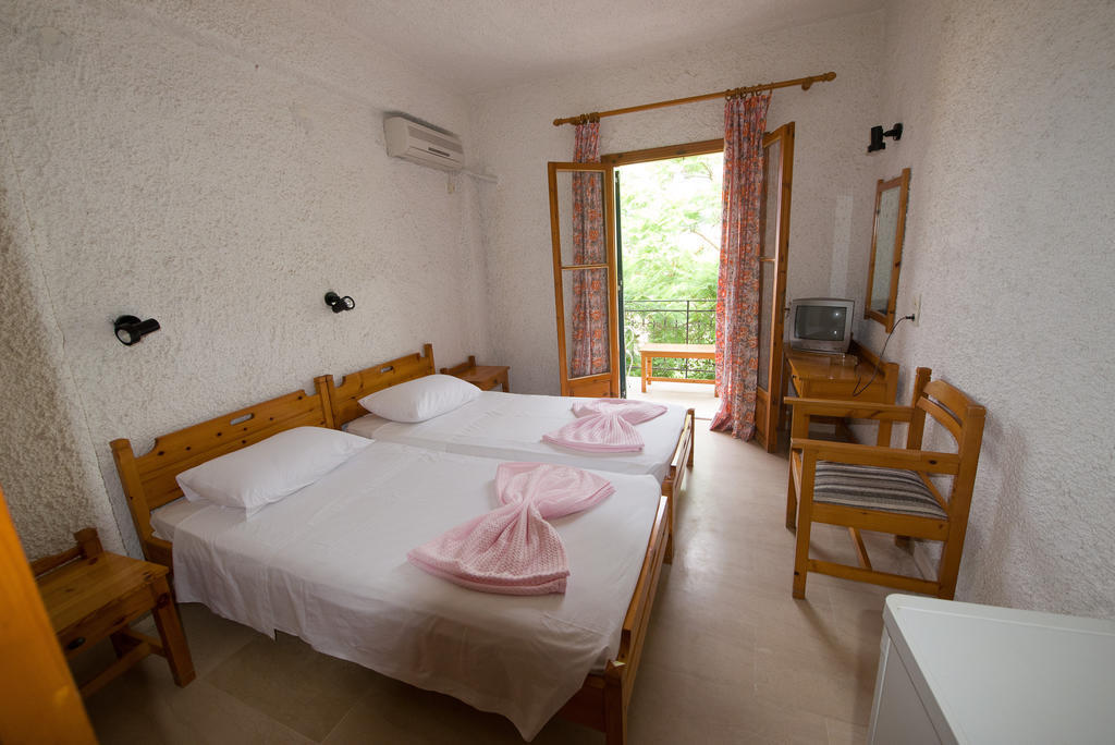 אצ'ארבי Marie Hotel חדר תמונה