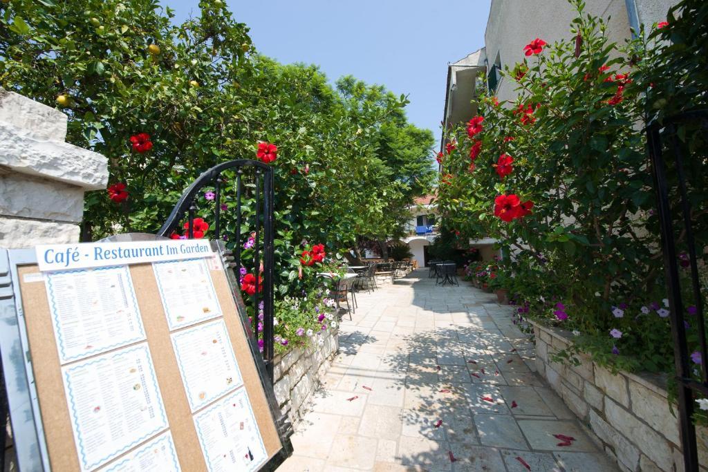 אצ'ארבי Marie Hotel מראה חיצוני תמונה